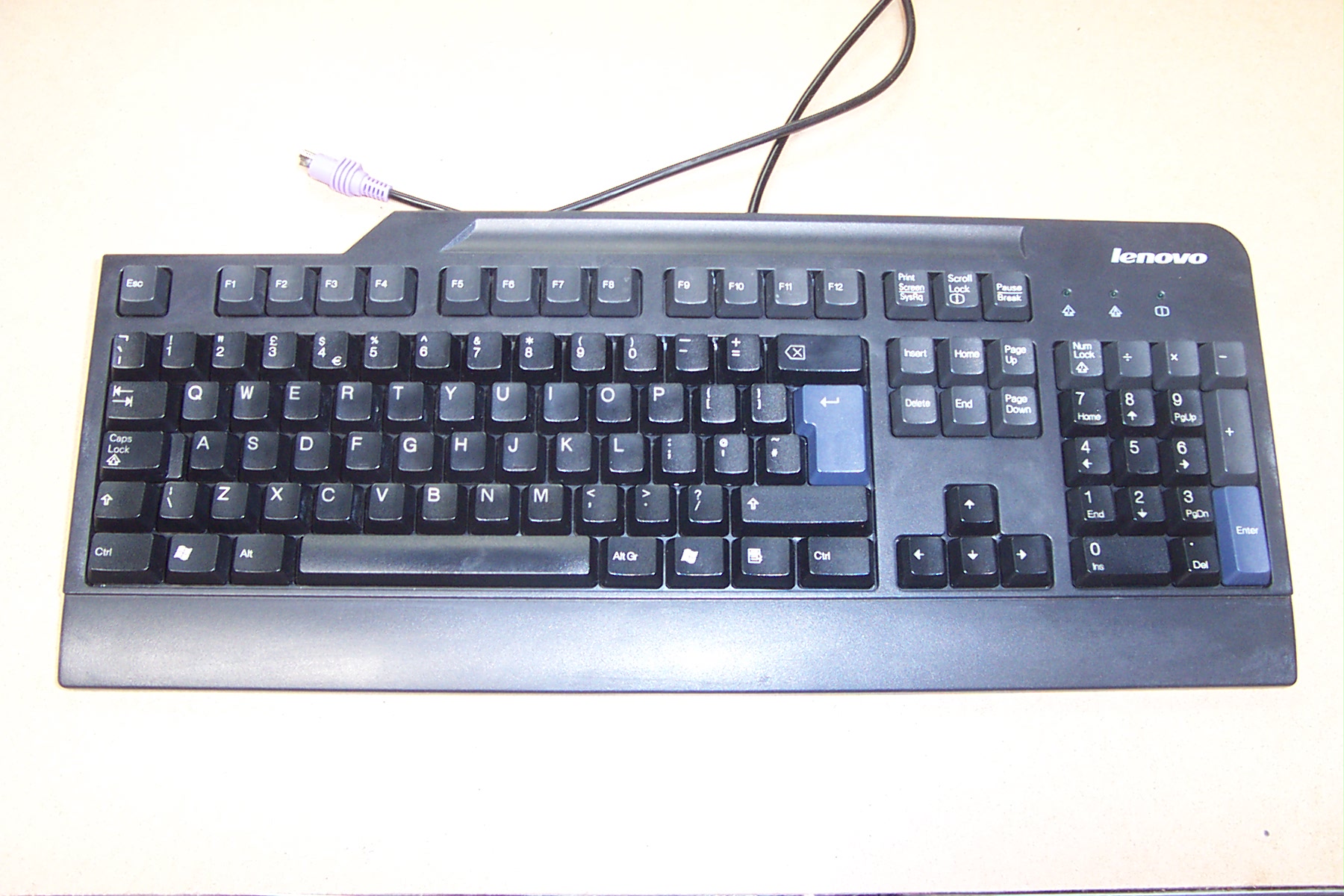 Lenovo 41A5075 UK Keyboard 3000 - Kattintson a képre a bezáráshoz